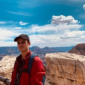 Meet your Posher, Darien